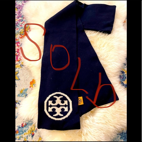 Tory Burch Knit Scarf - Picture 1 of 3